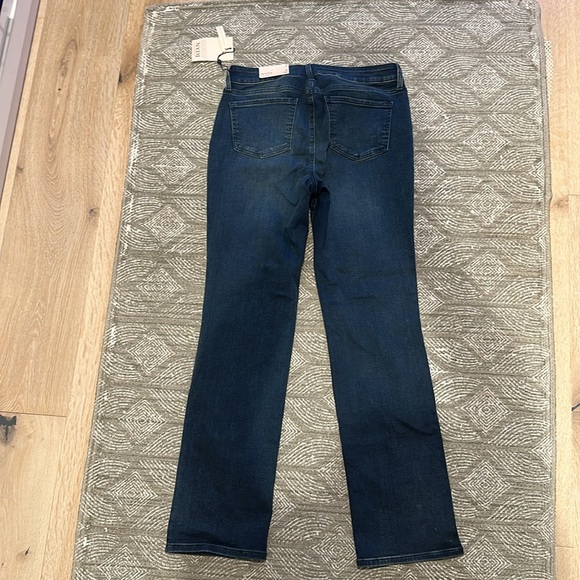 NWT NYDJ Marilyn Straight Jeans size 8 - Picture 5 of 5